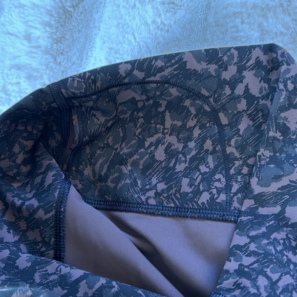 Lululemon Wunder under High rise brown blk grey animal print 28”  leggings 8 - Picture 14 of 14